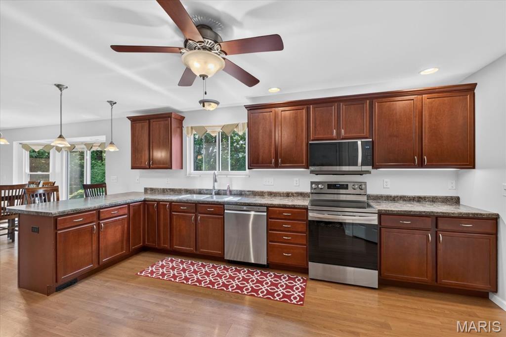 552 Micahs Way, Columbia, IL, 62236-2691