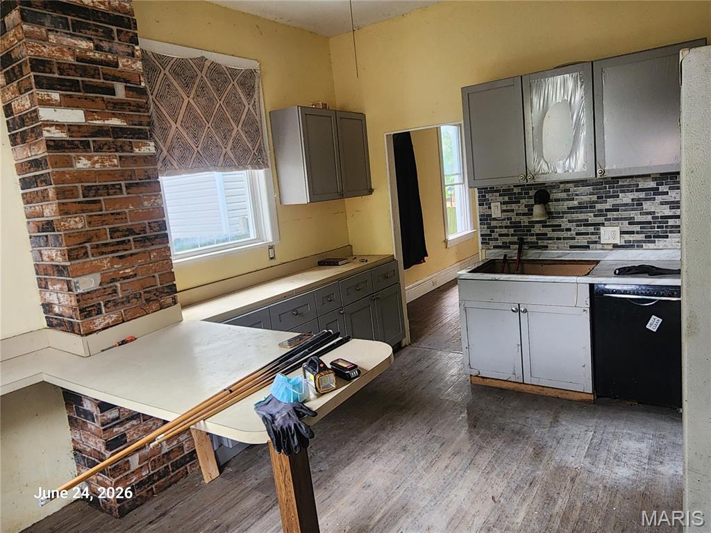 6434 Virginia Avenue, St Louis, MO, 63111