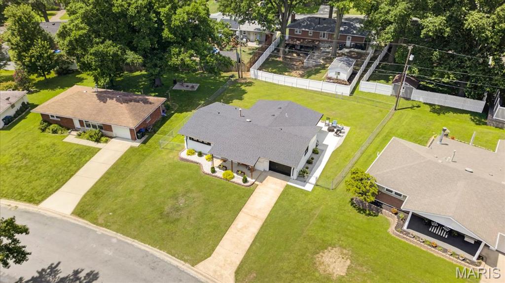 1333 N Evergreen Lane, Columbia, IL, 62236-1105