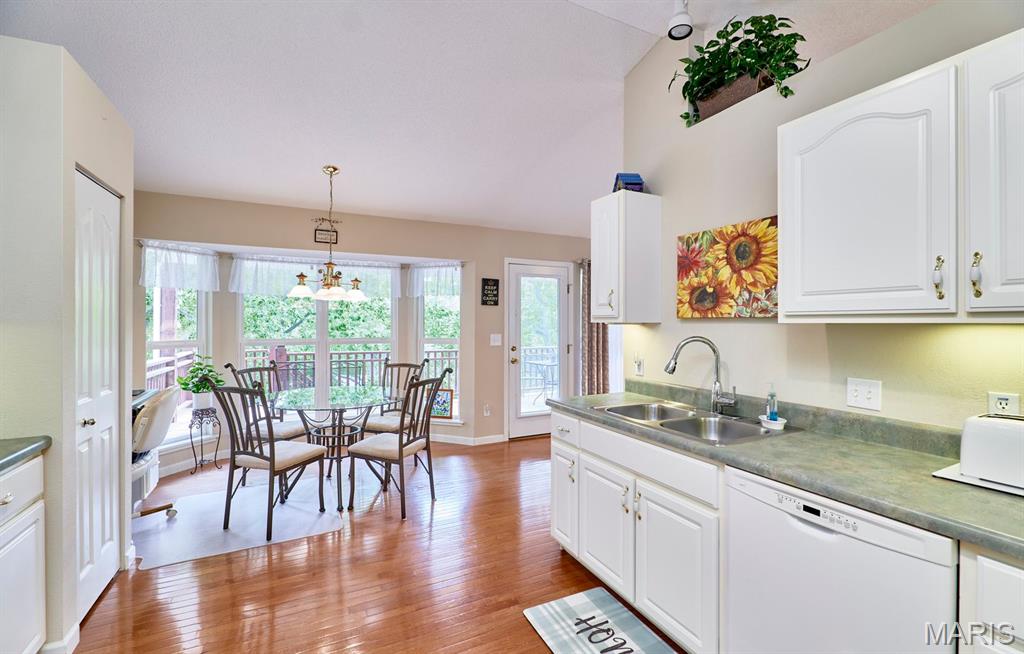 9852 Sand Castle Drive, Pevely, MO, 63070-2613