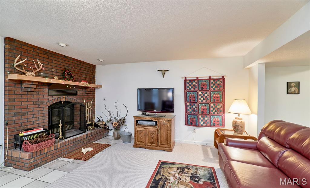 9852 Sand Castle Drive, Pevely, MO, 63070-2613