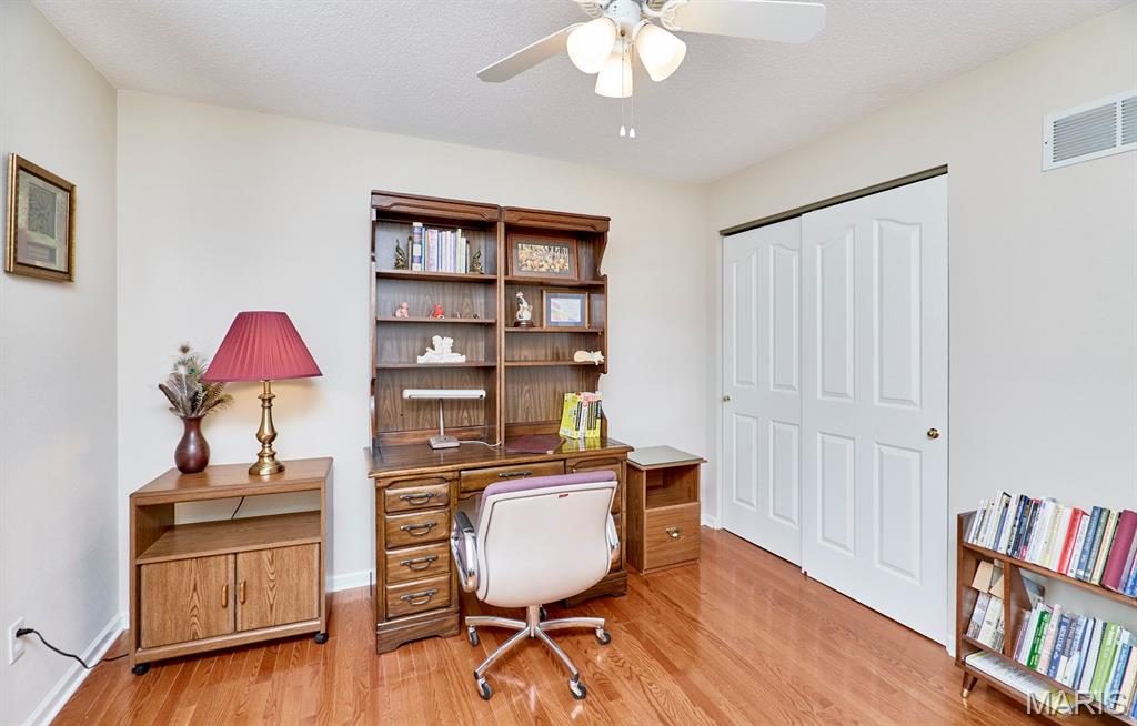 9852 Sand Castle Drive, Pevely, MO, 63070-2613