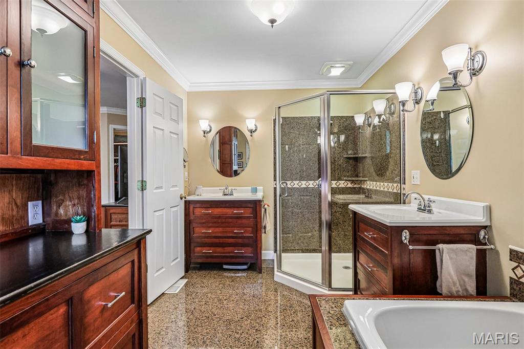 2213 Gladiator Drive, Fenton, MO, 63026