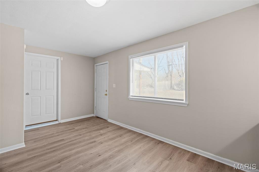 9750 Lorna Lane, St Louis, MO, 63136