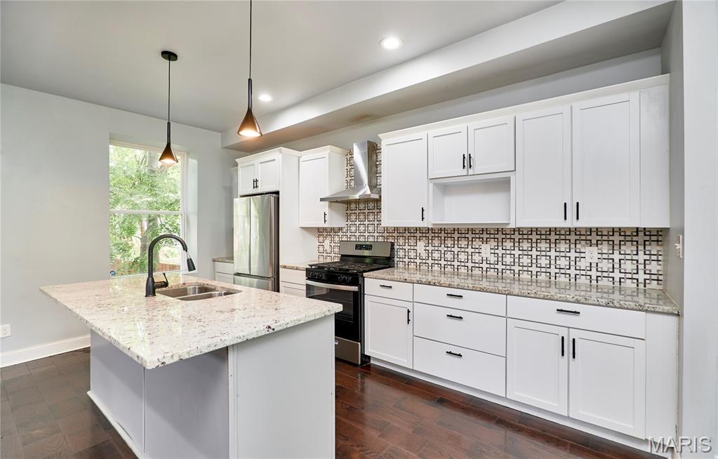 3007 Chippewa Street, St Louis, MO, 63118-3719