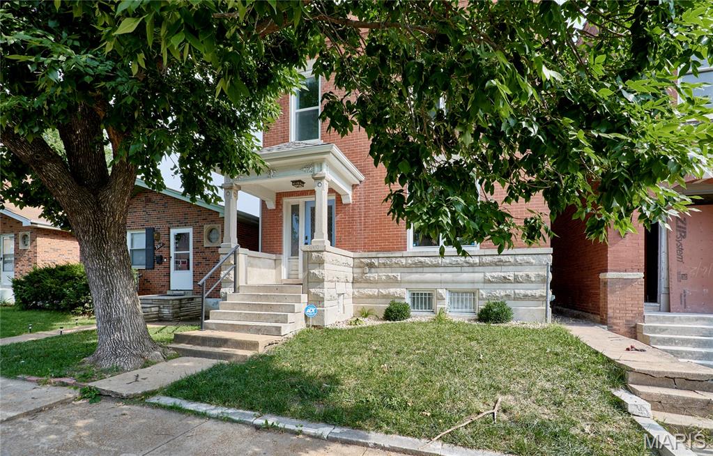 3007 Chippewa Street, St Louis, MO, 63118-3719