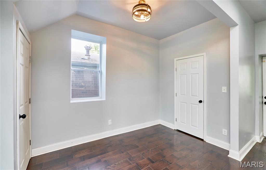 3007 Chippewa Street, St Louis, MO, 63118-3719