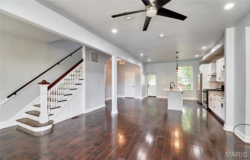 3007 Chippewa Street, St Louis, MO, 63118-3719