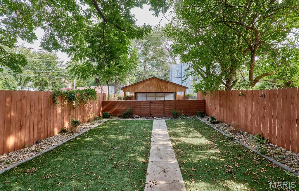 3007 Chippewa Street, St Louis, MO, 63118-3719
