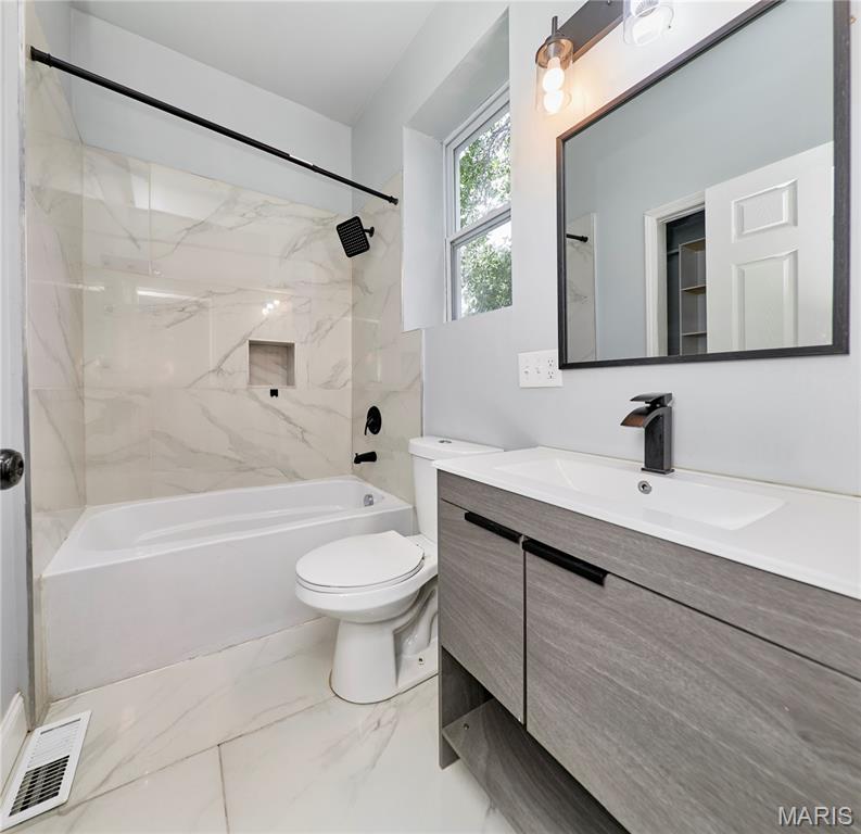 3007 Chippewa Street, St Louis, MO, 63118-3719