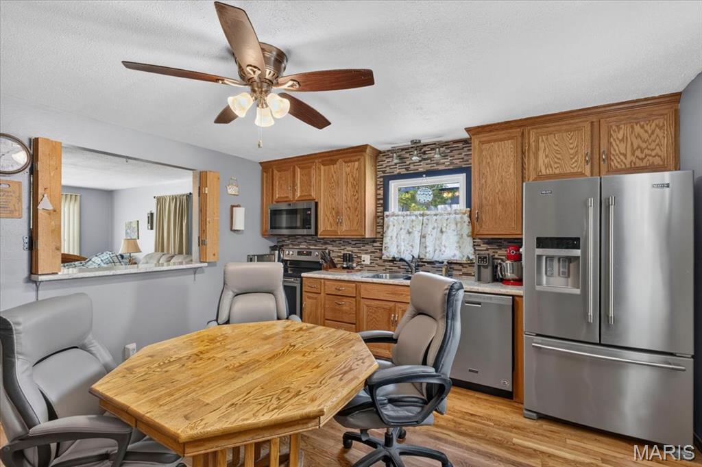 908 S Main Street, Columbia, IL, 62236-2404