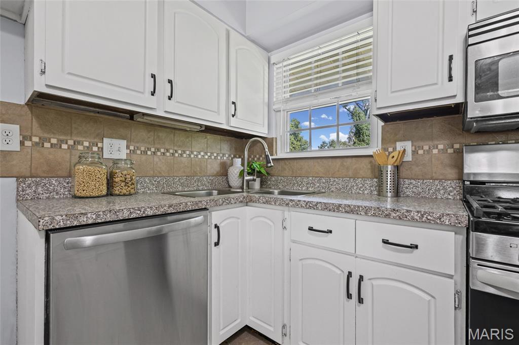 4505 Stallard Court, Oakville, MO, 63129