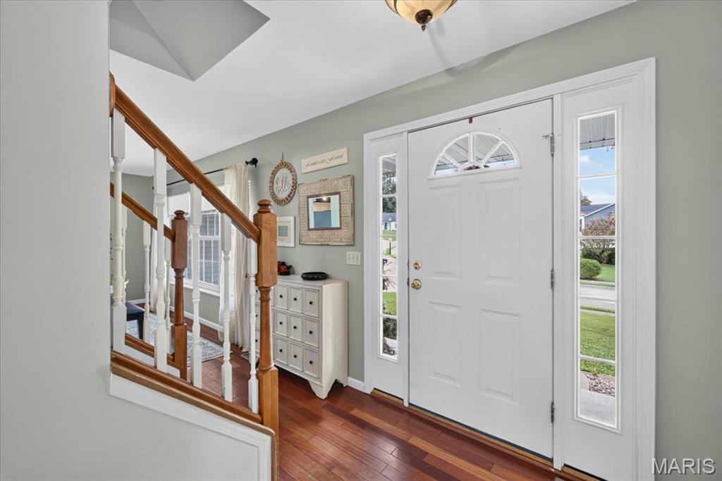 2607 Lakeshore Drive, Columbia, IL, 62236-2664