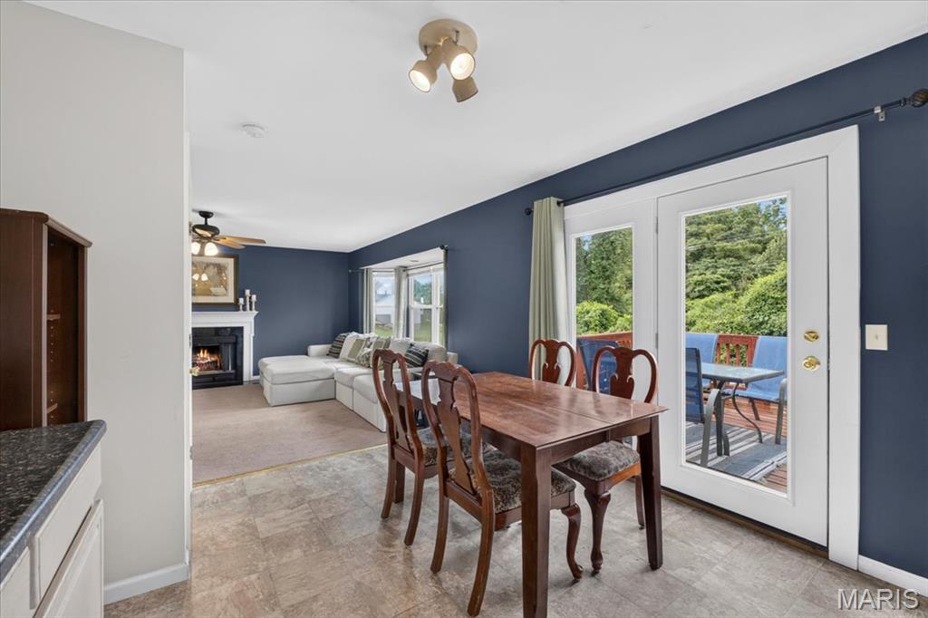 2607 Lakeshore Drive, Columbia, IL, 62236-2664