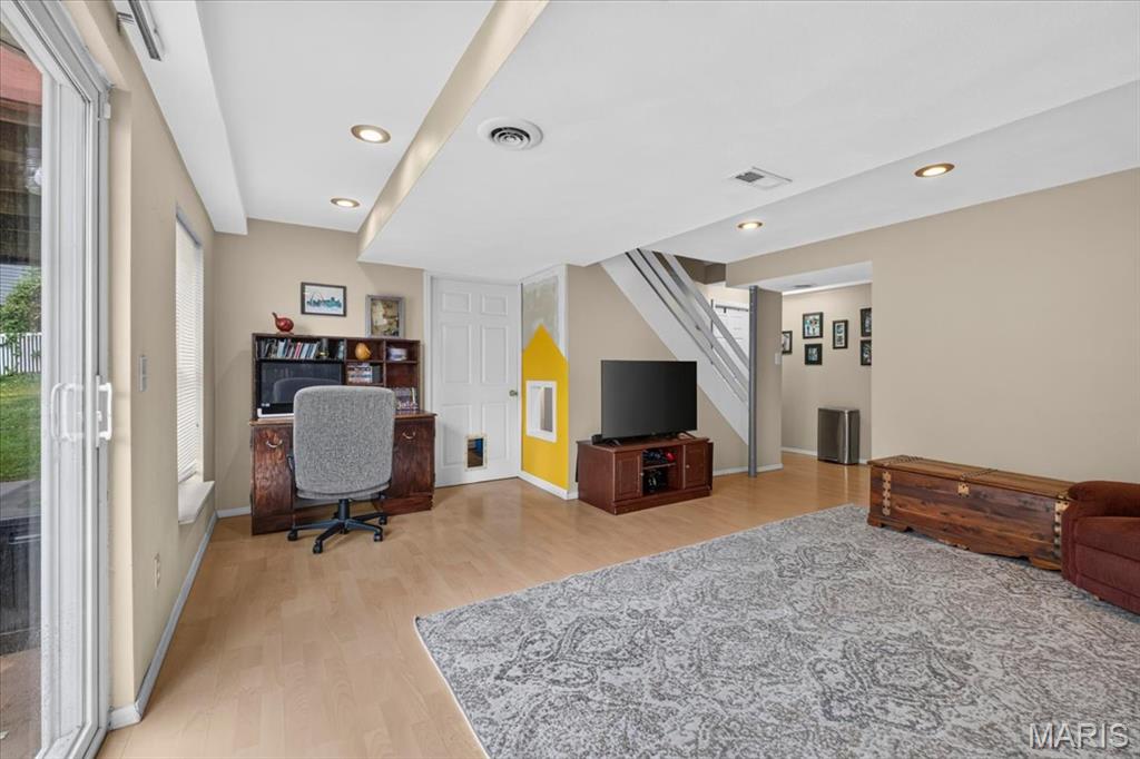 2607 Lakeshore Drive, Columbia, IL, 62236-2664