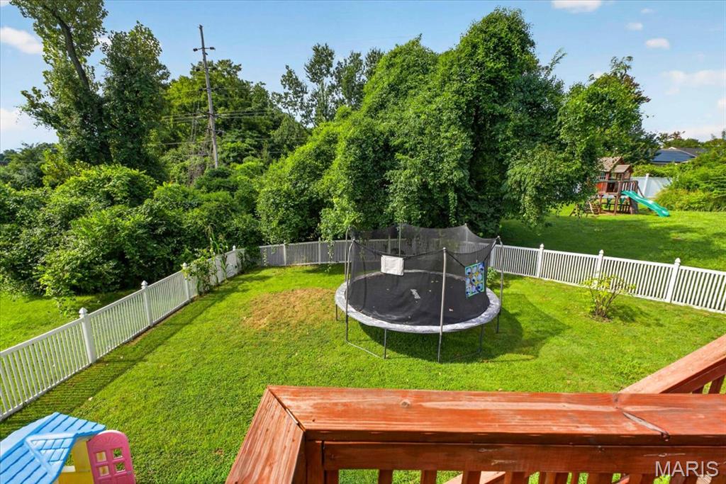 2607 Lakeshore Drive, Columbia, IL, 62236-2664