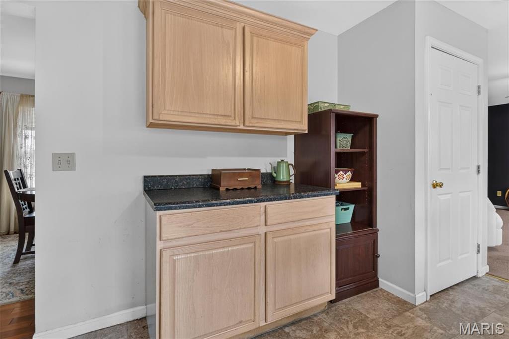 2607 Lakeshore Drive, Columbia, IL, 62236-2664