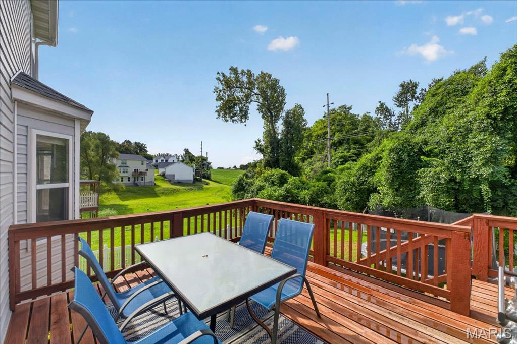 2607 Lakeshore Drive, Columbia, IL, 62236-2664