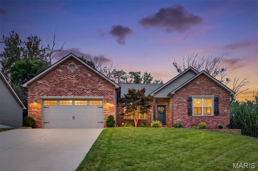 2334 Lakeshore Drive, Columbia, IL, 62236
