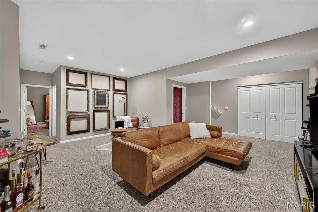 2334 Lakeshore Drive, Columbia, IL, 62236