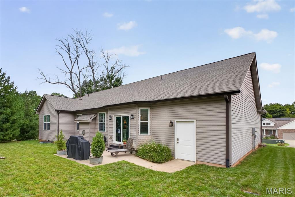 2334 Lakeshore Drive, Columbia, IL, 62236