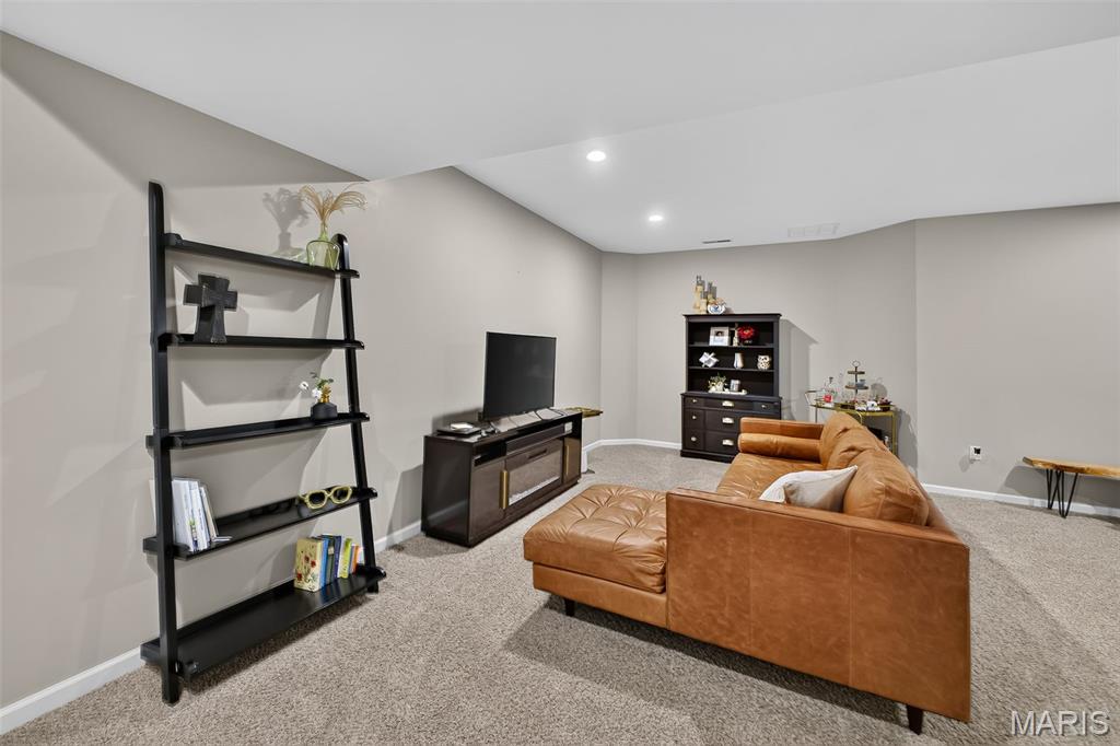 2334 Lakeshore Drive, Columbia, IL, 62236