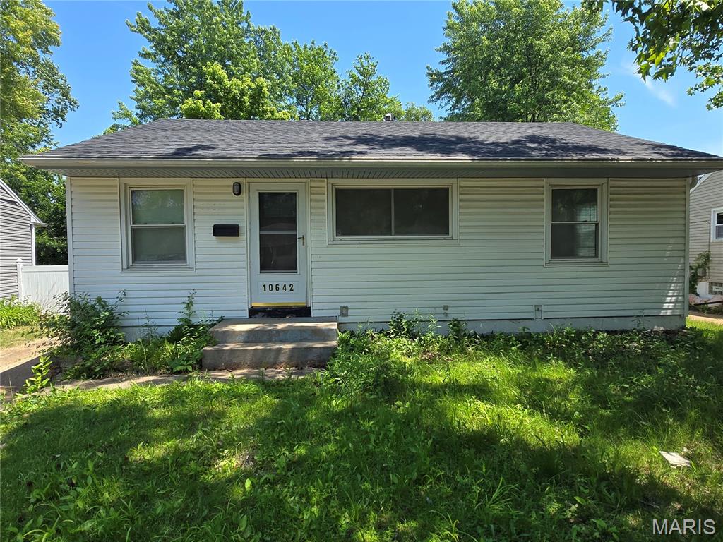 10642 Dunkeld Circle, St Louis, MO, 63137-3809