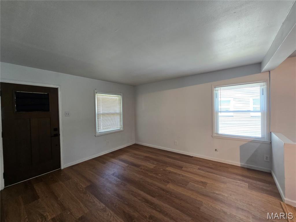 10642 Dunkeld Circle, St Louis, MO, 63137-3809
