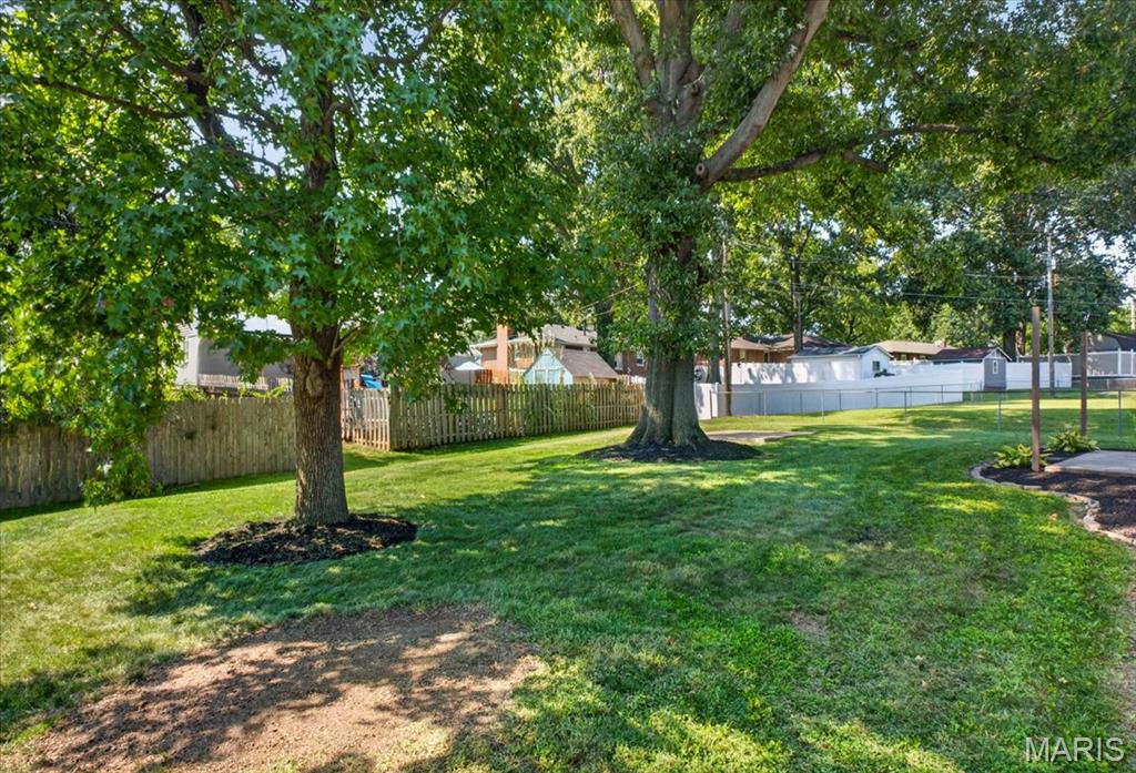 1329 N Evergreen Lane, Columbia, IL, 62236-1105