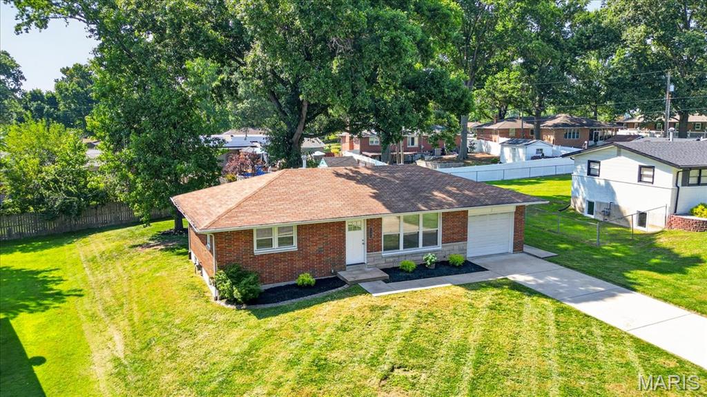1329 N Evergreen Lane, Columbia, IL, 62236-1105