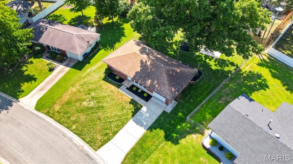 1329 N Evergreen Lane, Columbia, IL, 62236-1105