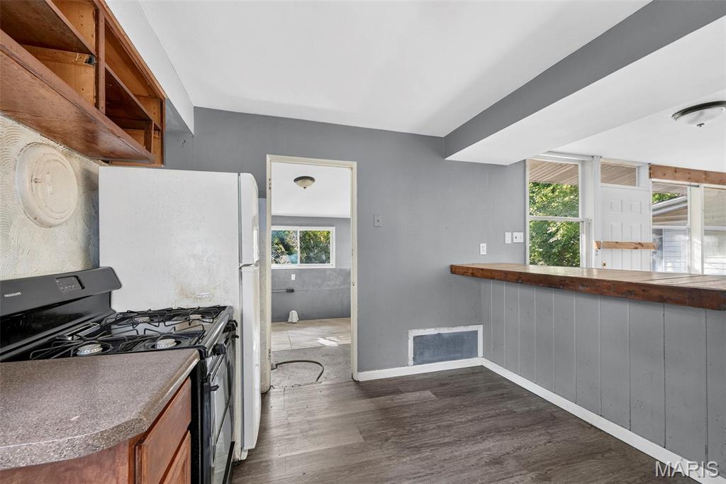 6829 Saint Olaf Drive, Berkeley, MO, 63134