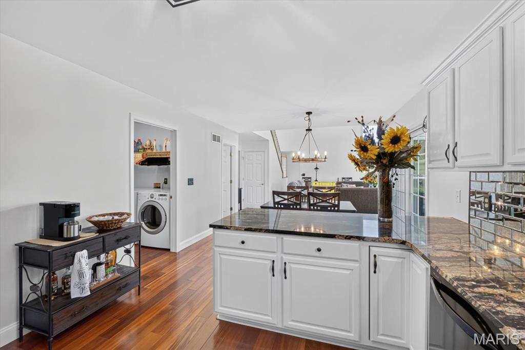 9301 Christopher Lake Drive, Columbia, IL, 62236-3458