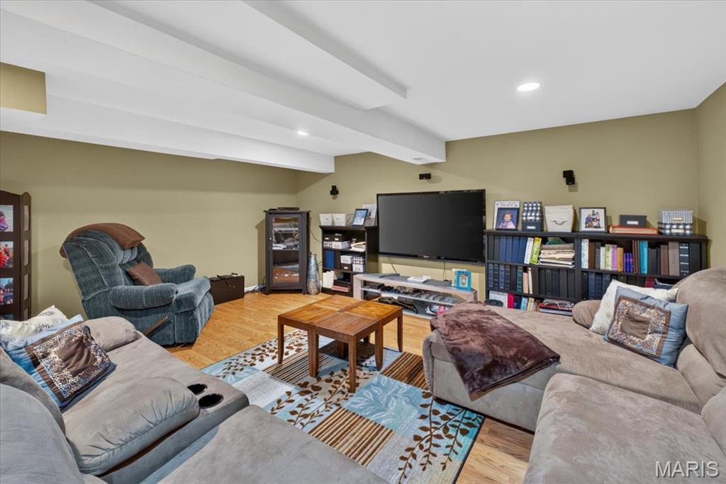9301 Christopher Lake Drive, Columbia, IL, 62236-3458