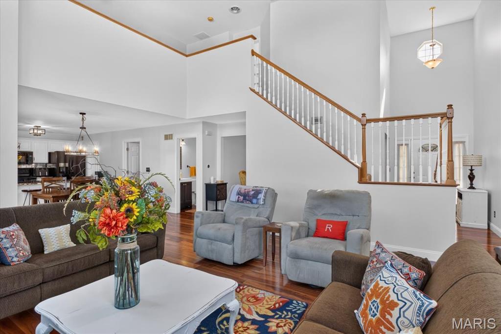 9301 Christopher Lake Drive, Columbia, IL, 62236-3458