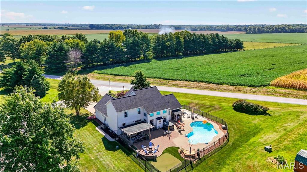 9301 Christopher Lake Drive, Columbia, IL, 62236-3458