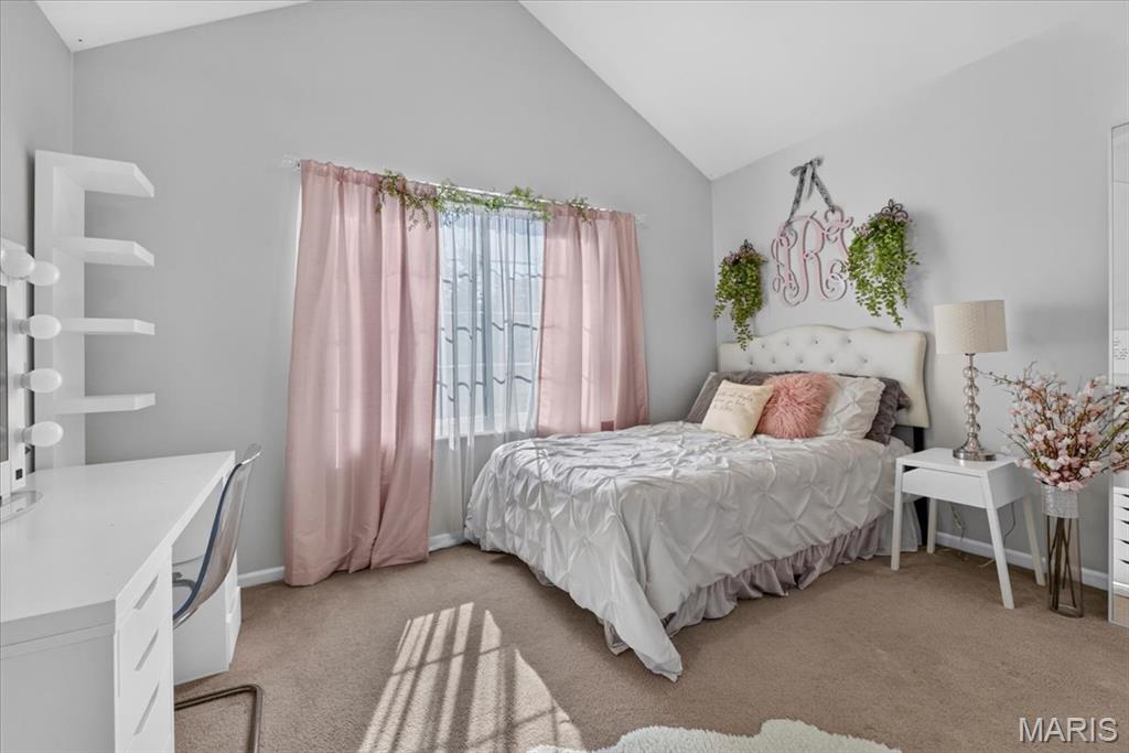 9301 Christopher Lake Drive, Columbia, IL, 62236-3458