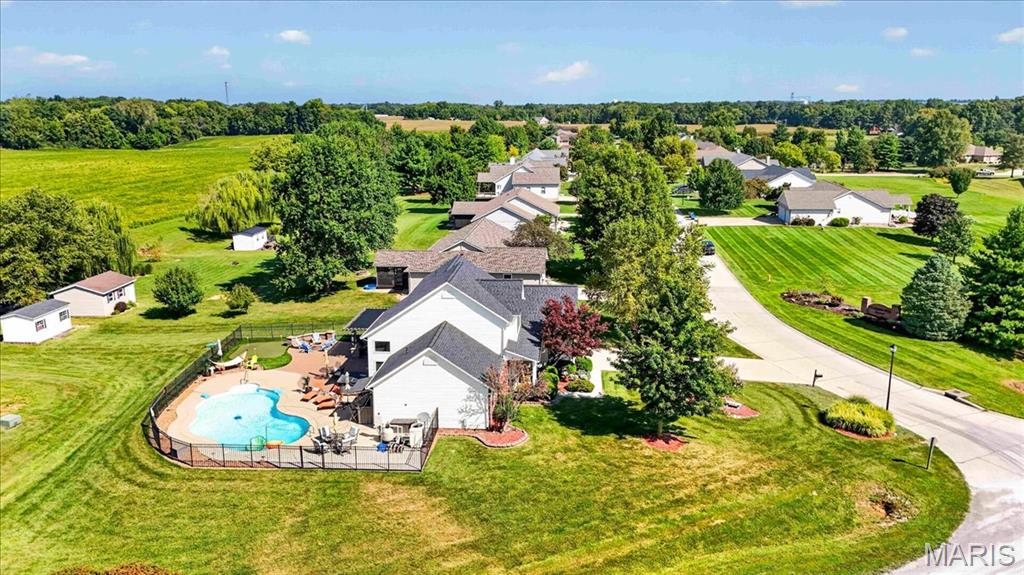9301 Christopher Lake Drive, Columbia, IL, 62236-3458