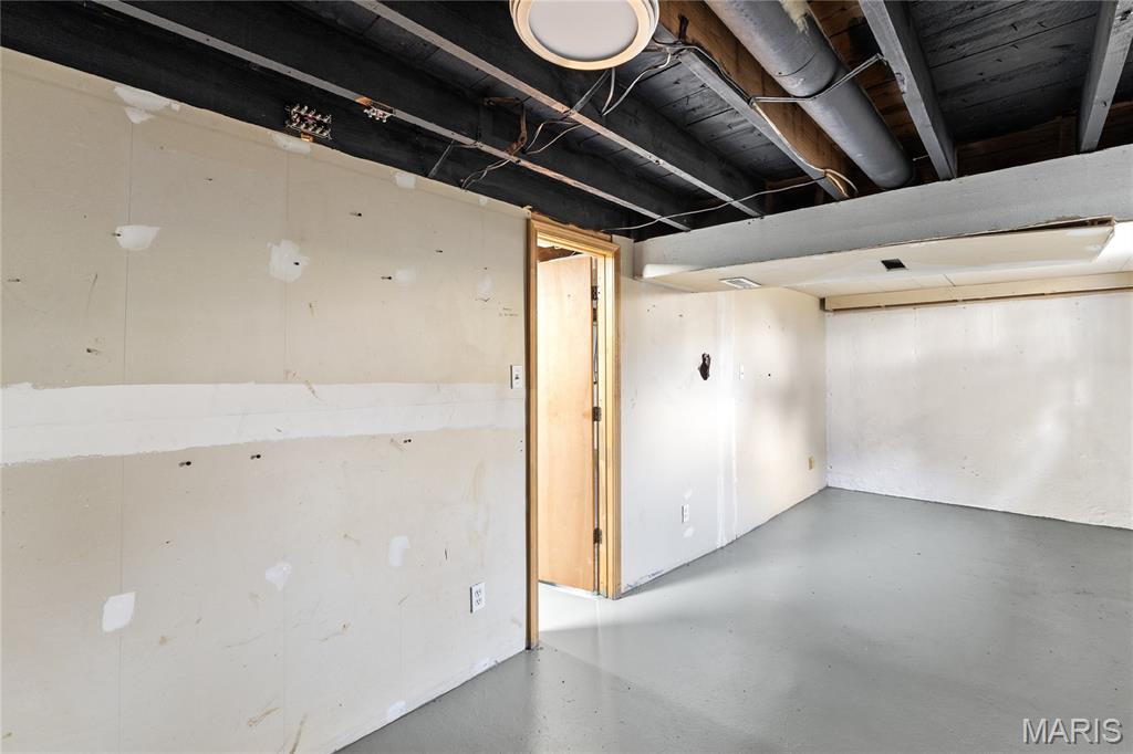 257 Cameron Road, St Louis, MO, 63137