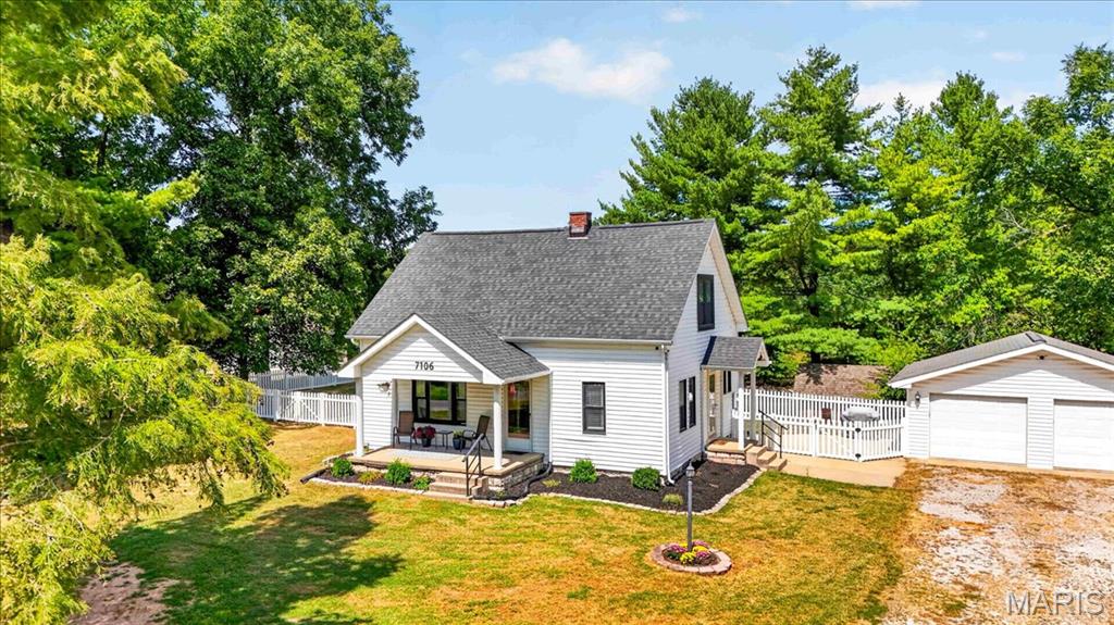 7106 Triple Lakes Road, Columbia, IL, 62236-2842