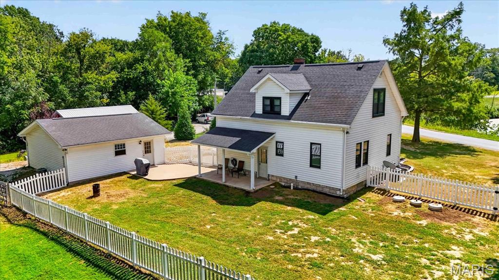 7106 Triple Lakes Road, Columbia, IL, 62236-2842