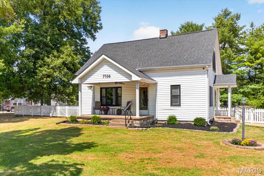 7106 Triple Lakes Road, Columbia, IL, 62236-2842