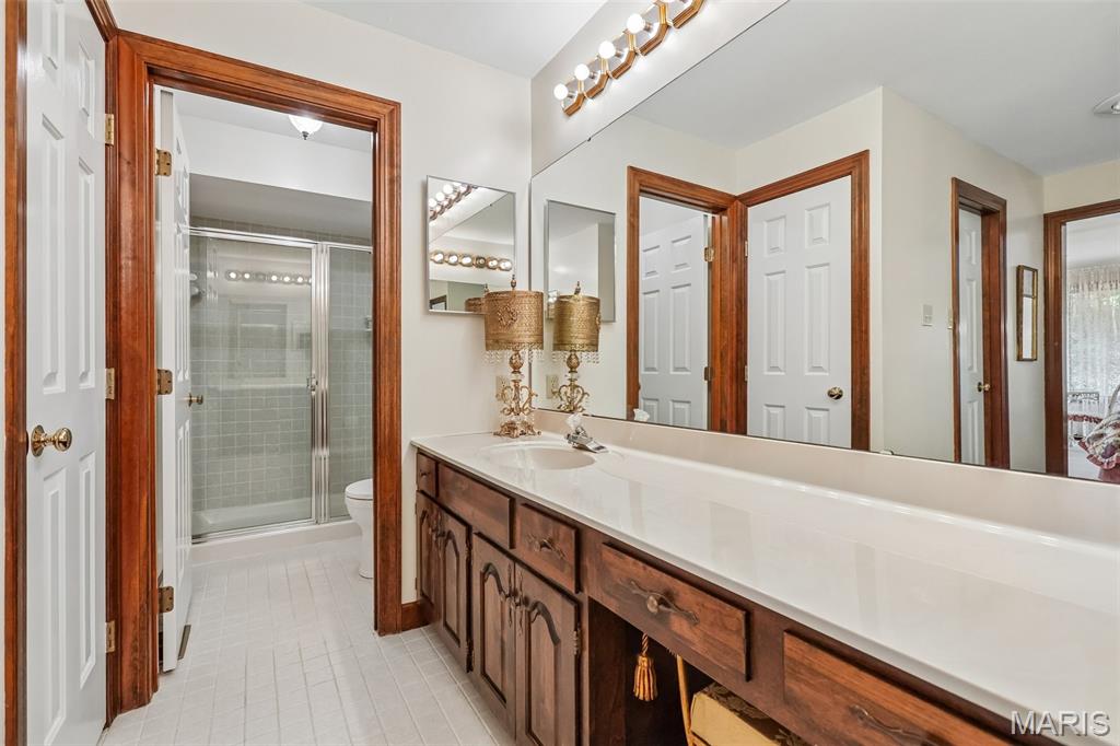 2260 Ridgley Woods Drive, Chesterfield, MO, 63005