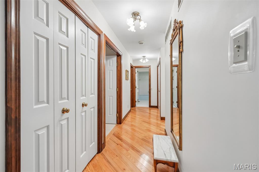 2260 Ridgley Woods Drive, Chesterfield, MO, 63005