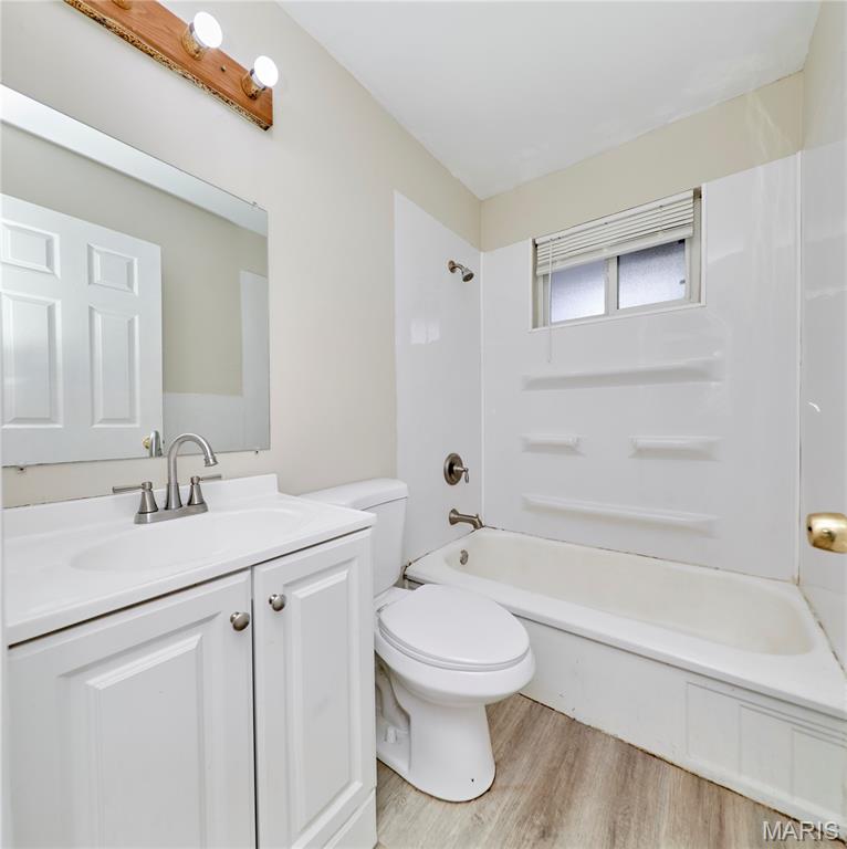 114 Monteith Circle, St Louis, MO, 63137