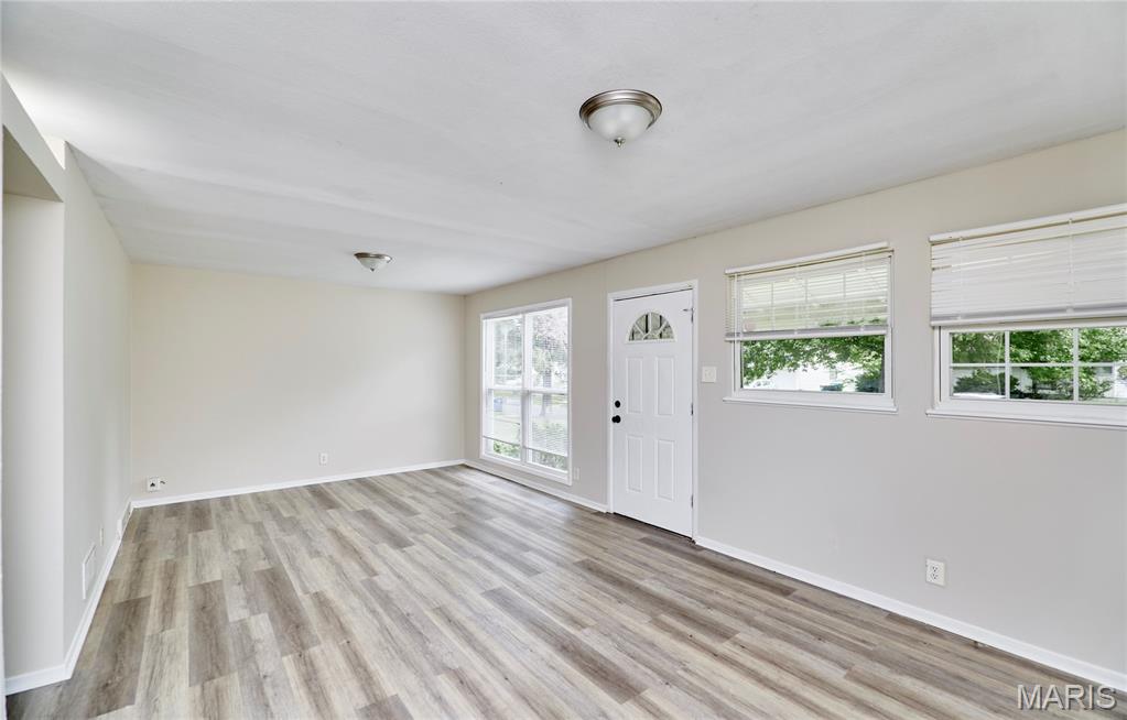 114 Monteith Circle, St Louis, MO, 63137