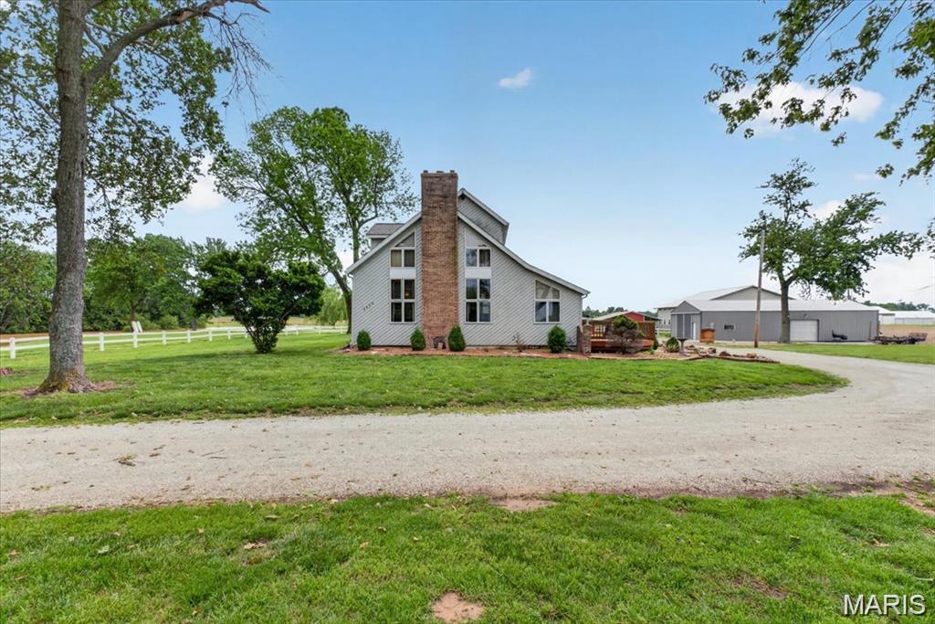 8660 Huch Lane, Columbia, IL, 62236-4620