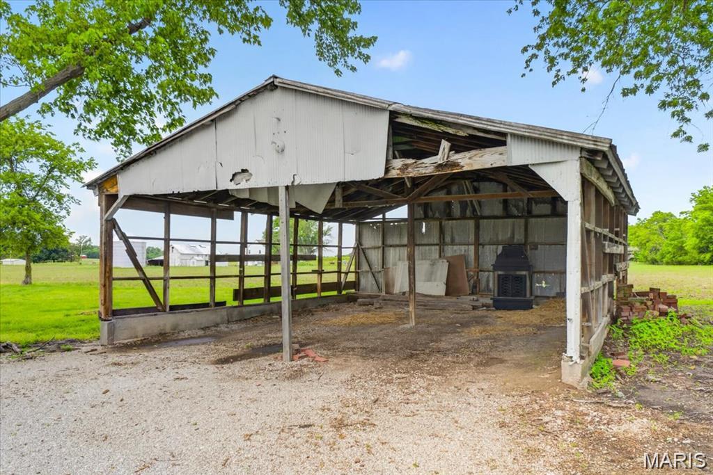 8660 Huch Lane, Columbia, IL, 62236-4620