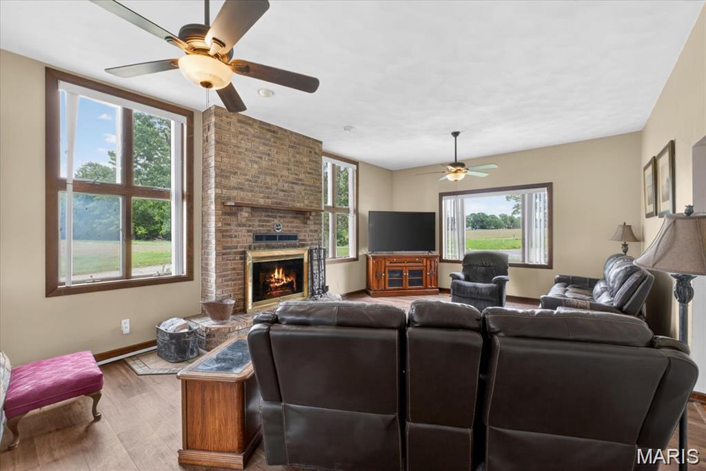 8660 Huch Lane, Columbia, IL, 62236-4620