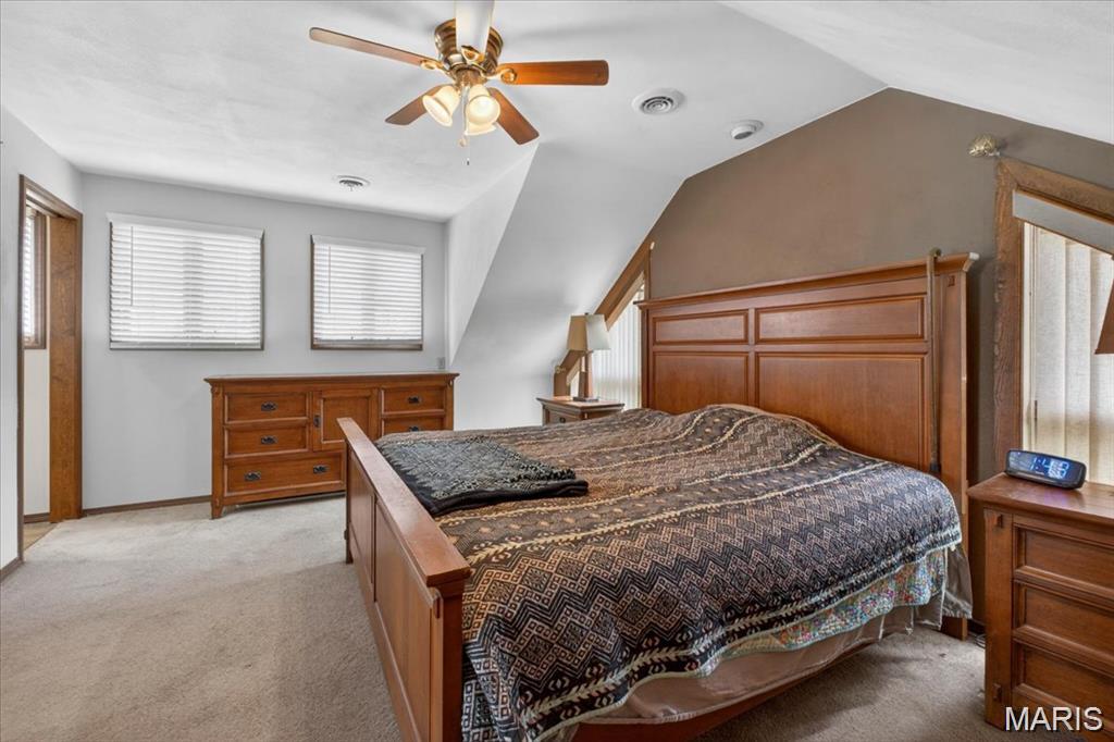 8660 Huch Lane, Columbia, IL, 62236-4620